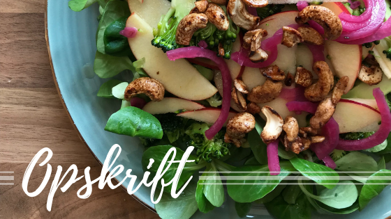 Æble-broccoli salat